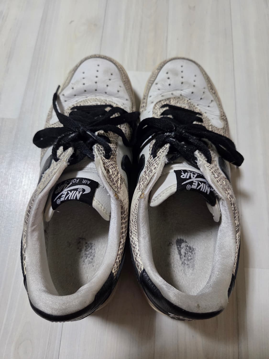 나이키 에어포스 1 로우 레트로 코코아 스네이크 2018 270 상품이미지4