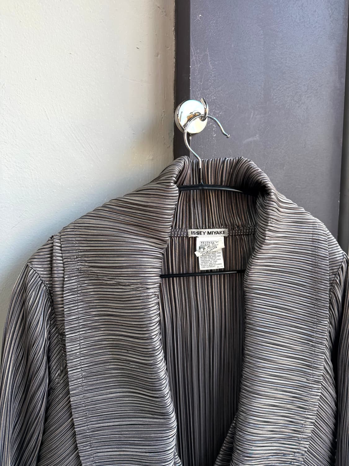 2/ 이세이미야케 00AW 아카이브 플리츠 자켓 상품이미지3