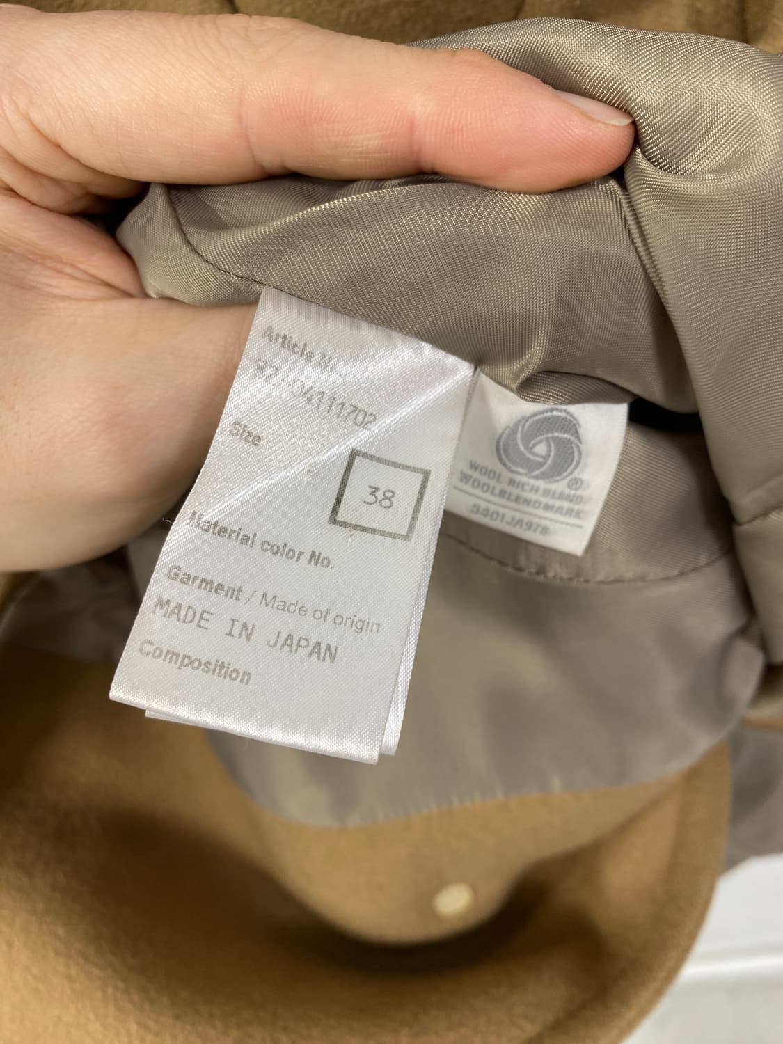 [LE SOUK] 라떼갸루 리락쿠마 숏 코트 상품이미지10