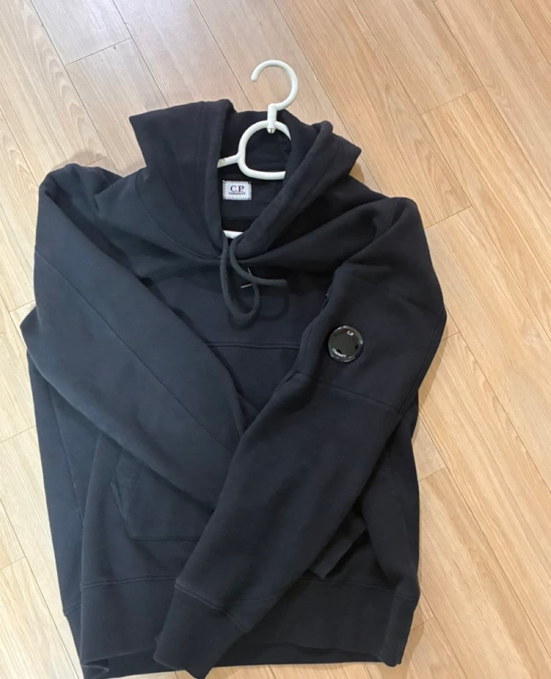 cp컴퍼니 후드티 상품이미지1