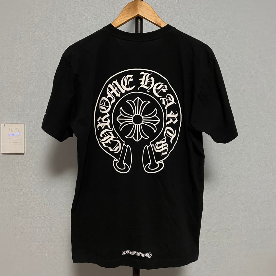 [L] 크롬하츠 홀스슈 로고 포켓 티셔츠 블랙 상품이미지2