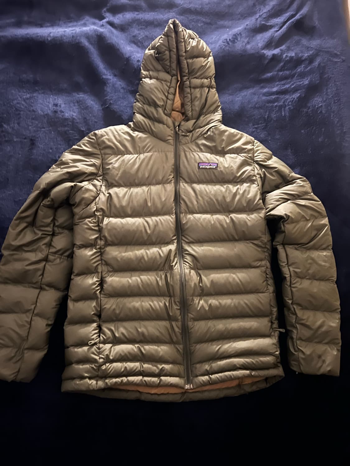 파타고니아 경량 패딩 상품이미지1