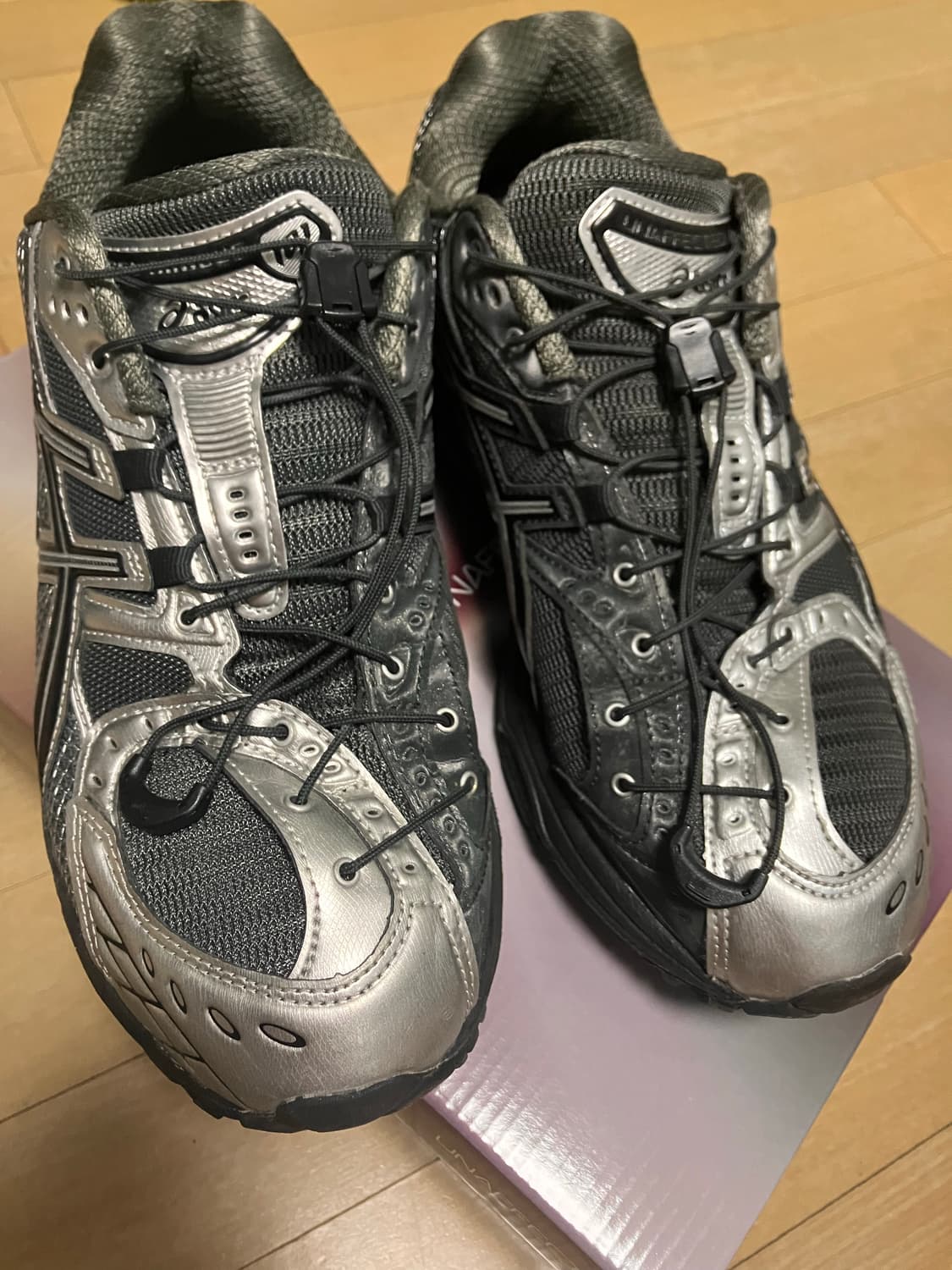 아식스 X 언어펙티드 젤-님버스 10.1 - 실버:블랙 270 상품이미지1