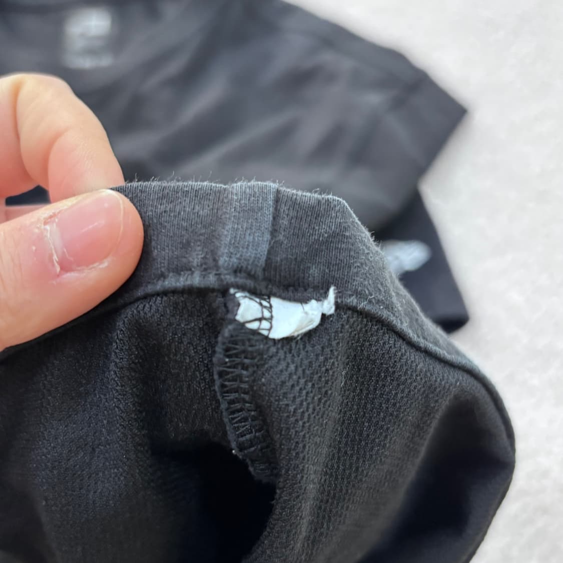 100 뉴에라 블랙 반팔 티셔츠 0408E2 상품이미지4