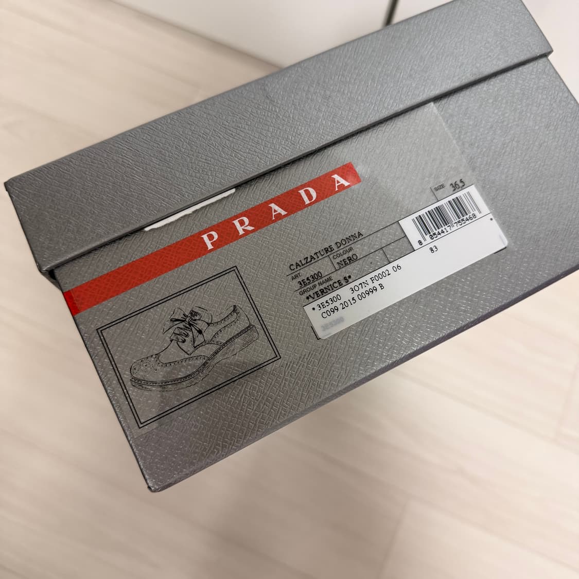[36.5] 프라다 에나멜 로퍼 블랙 상품이미지10