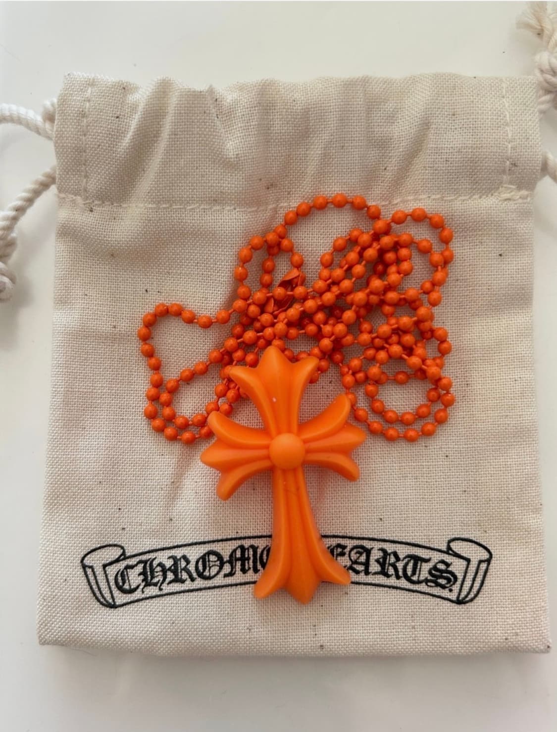 크롬하츠 실리크롬 크로스 목걸이 오렌지 상품이미지1