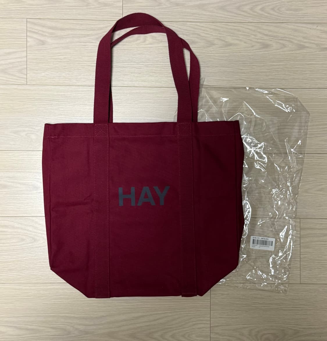 HAY 쇼퍼백 (토트백) 미디움 버건디 상품이미지1