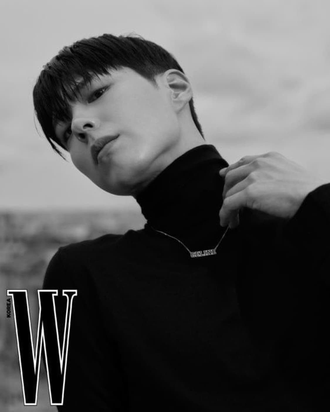 [박보검님 착용] 셀린느 22fw 보이돌 유니버시티 목걸이 상품이미지1