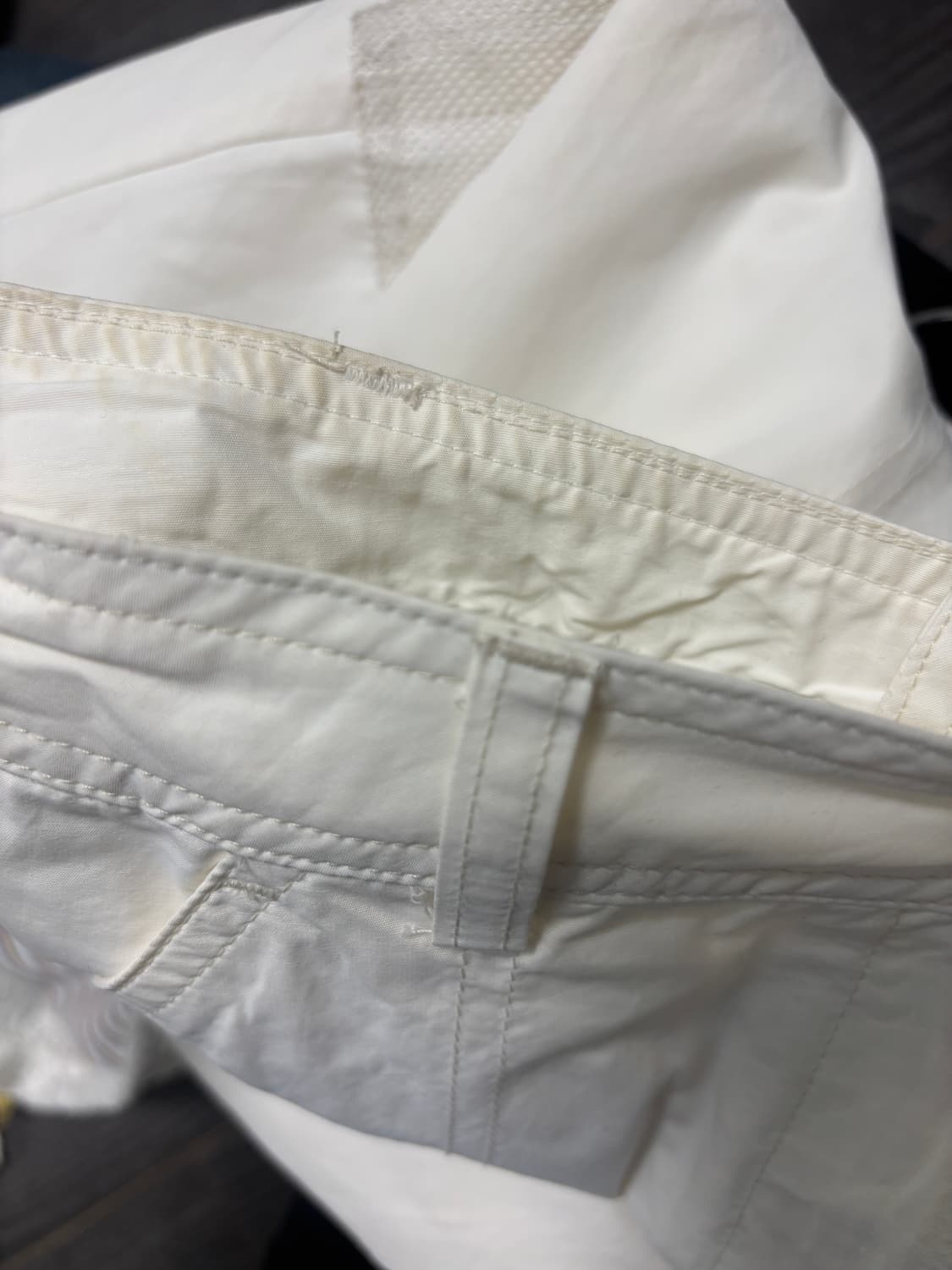 마뗑킴 NYLON MIX POCKET MAXI SKIRT IN WHITE 상품이미지7