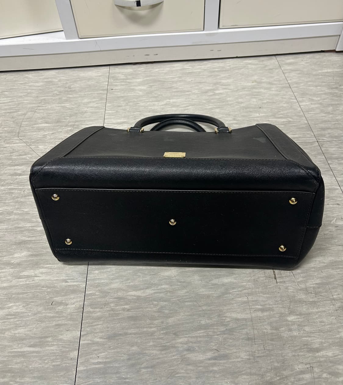 MCM 블랙 사피아노 레더 토트백 상품이미지2