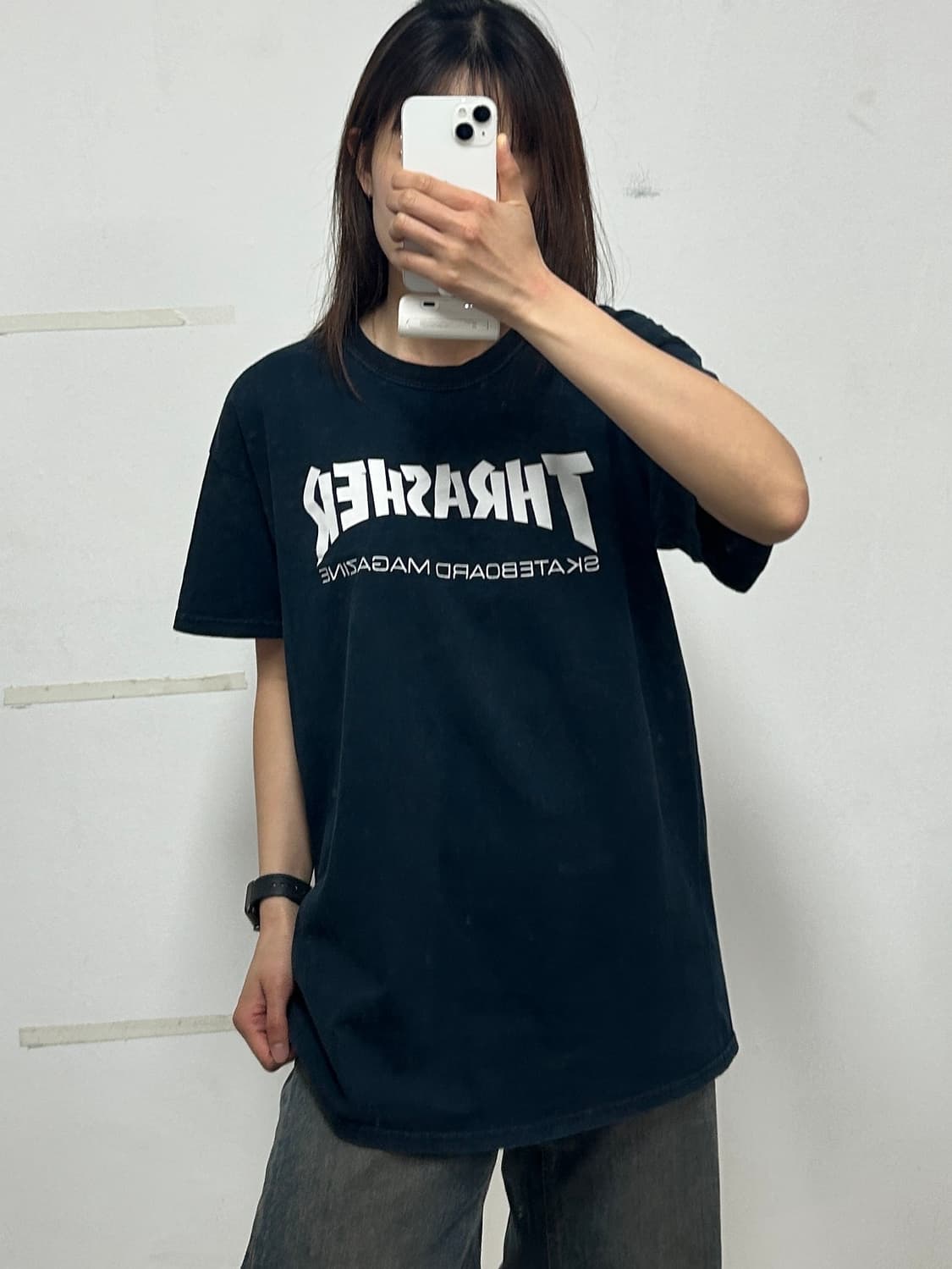 트래셔 아치로고 티셔츠 네이비 상품이미지1