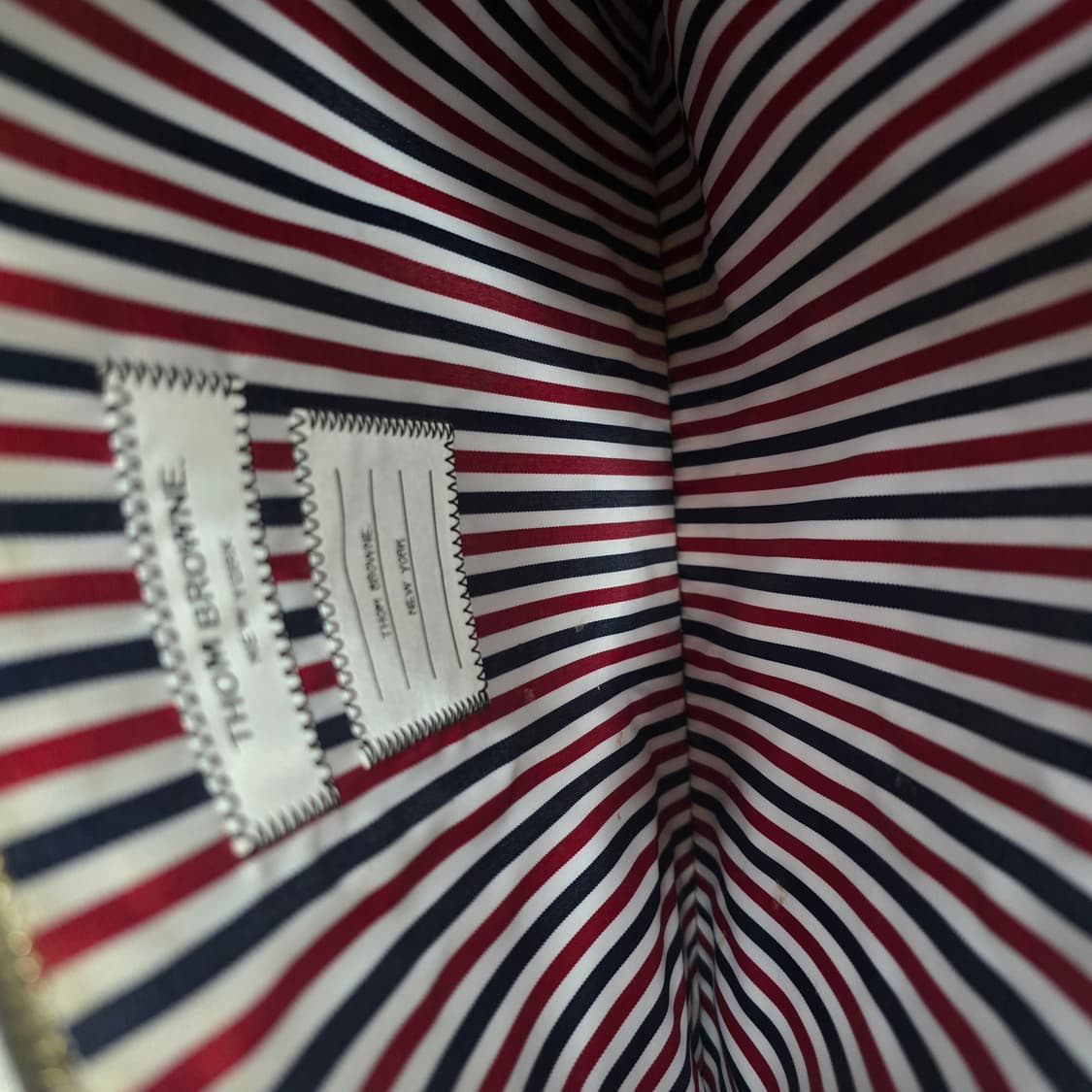 톰브라운 사선 체크 클러치 판매 상품이미지7