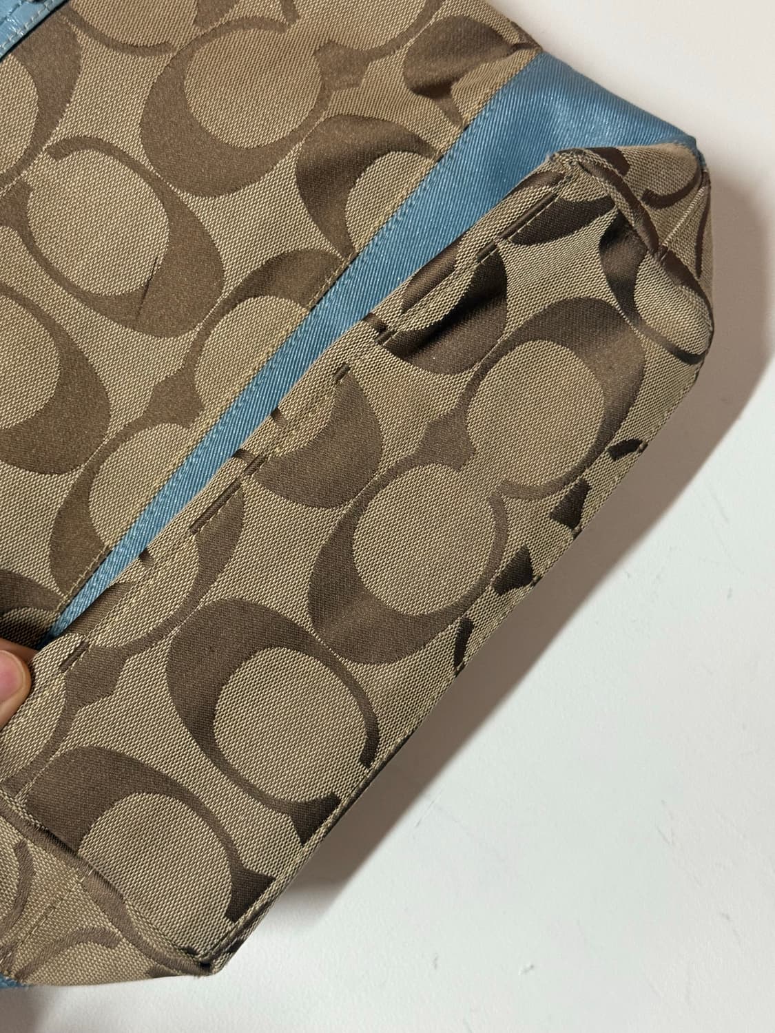 코치 COACH 시그니처 자카드 스카이블루 배색 토트백 숄더백 상품이미지5