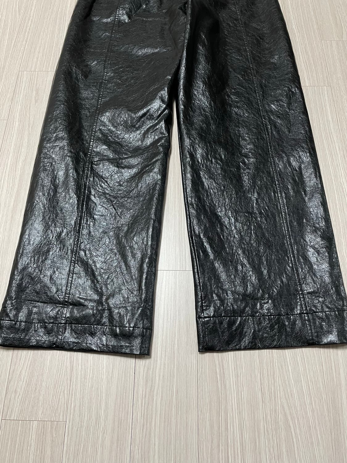 아모멘토 비건 레더 팬츠 상품이미지5