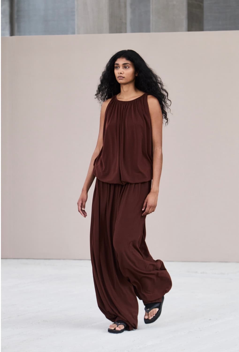 birrot 비롯 layer1 gathered top  상품이미지1