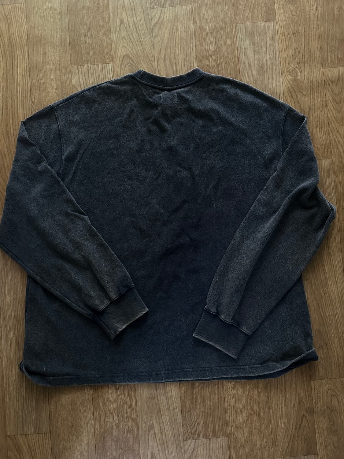 노앙 러블리 슬리브리스 티셔츠 차콜 상품이미지3