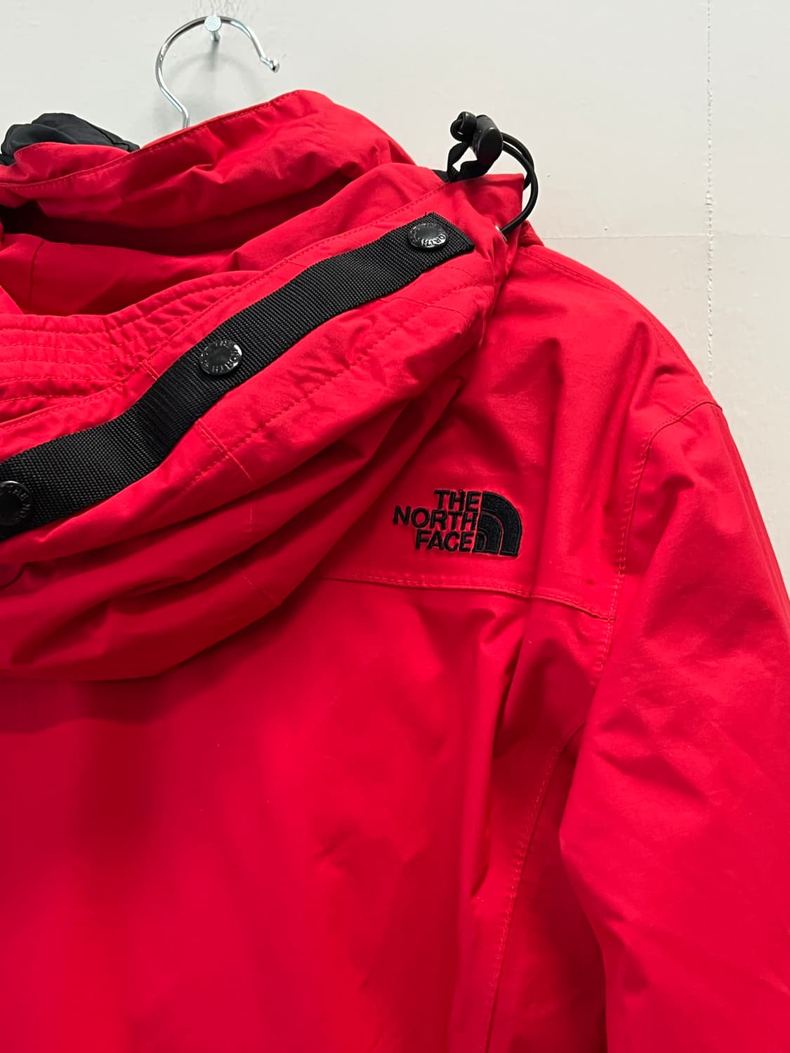 노스페이스 화이트라벨 우먼스 모니카 방수 바람막이 자켓 레드 (내피 경량 상품이미지8