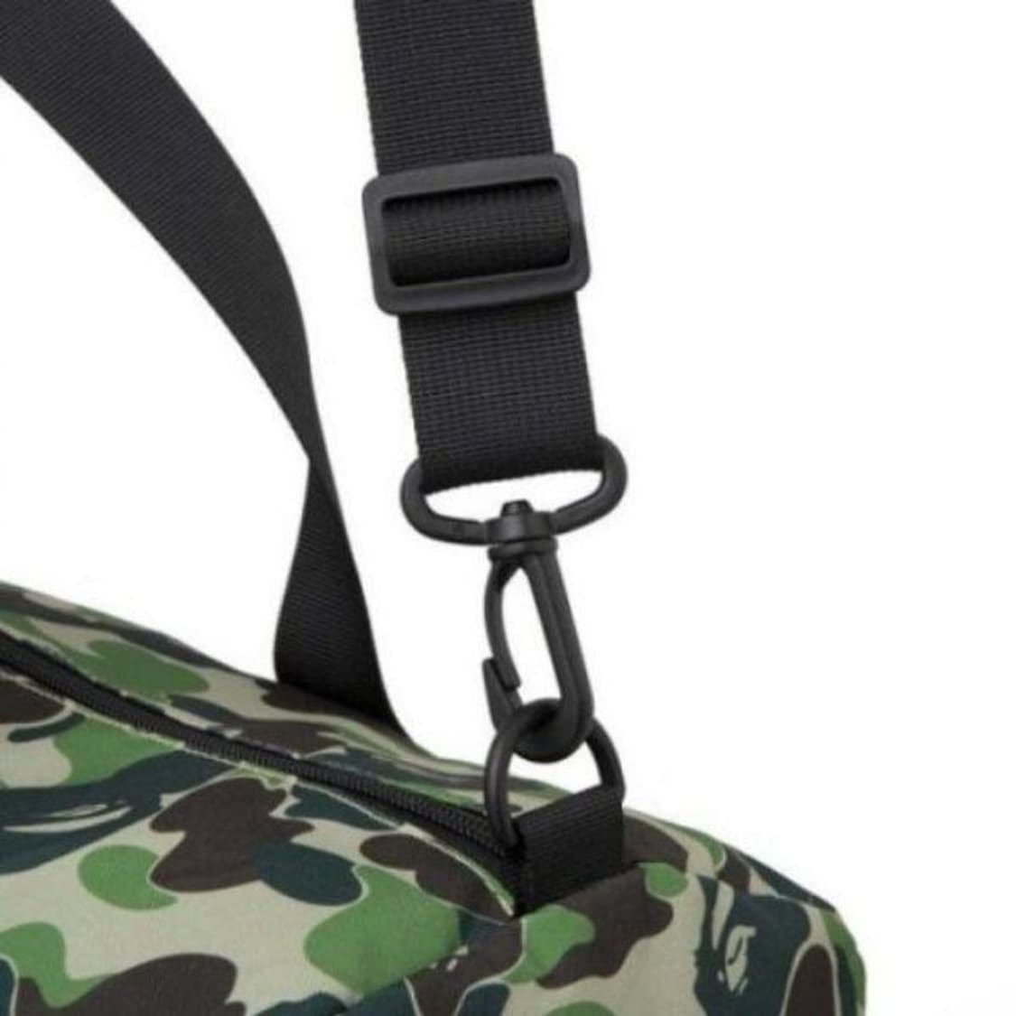 (수수료판매자부담)베이프 잡지부록 카모 더플백 크로스백 가방 상품이미지3