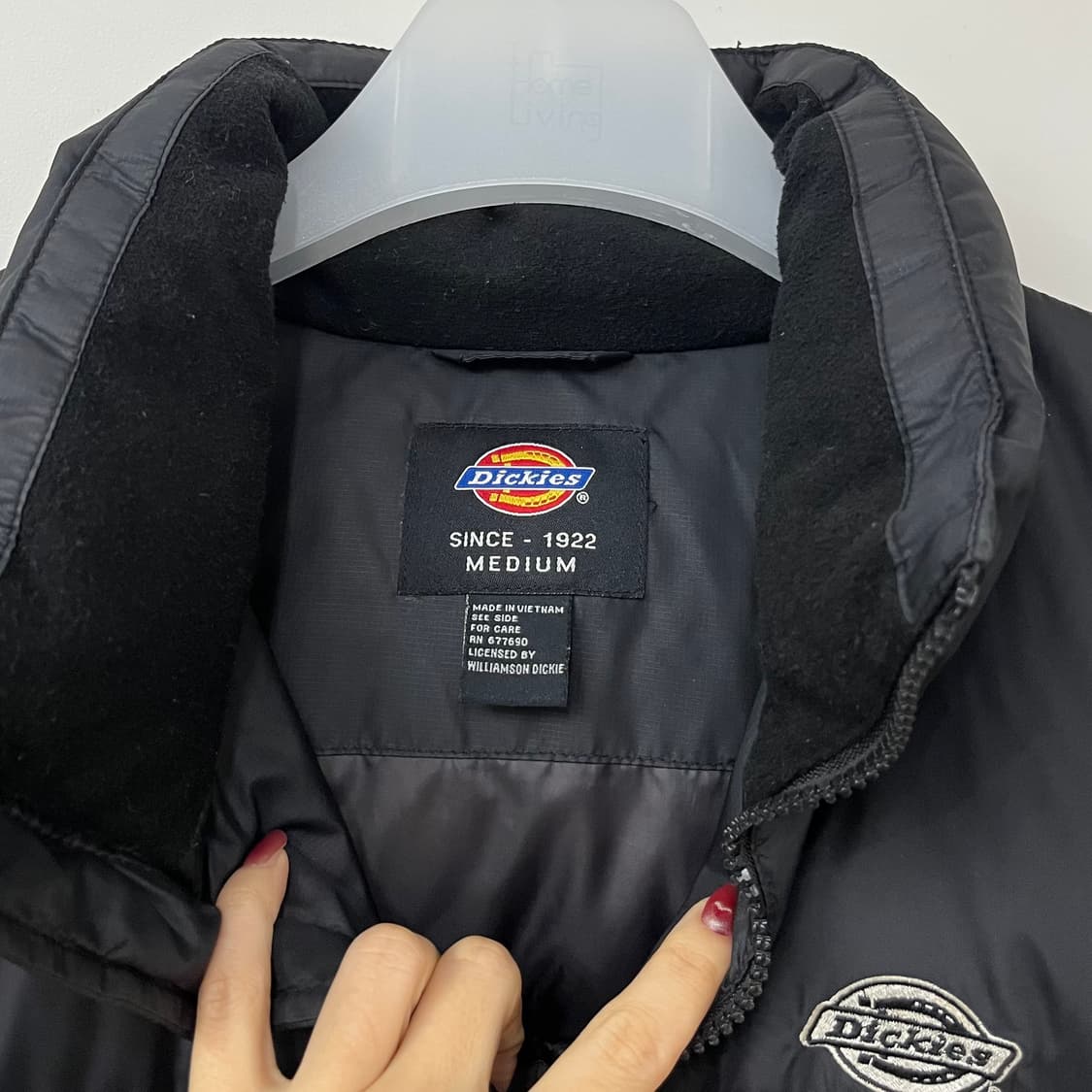 디키즈 자수로고 블랙 덕다운 푸퍼 패딩 자켓 상품이미지7