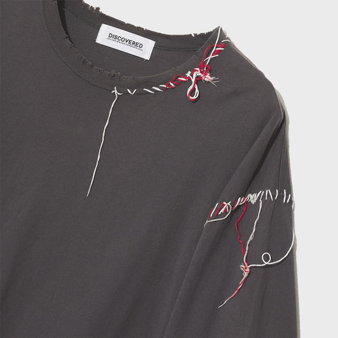 DISCOVERED t-shirt 상품이미지3