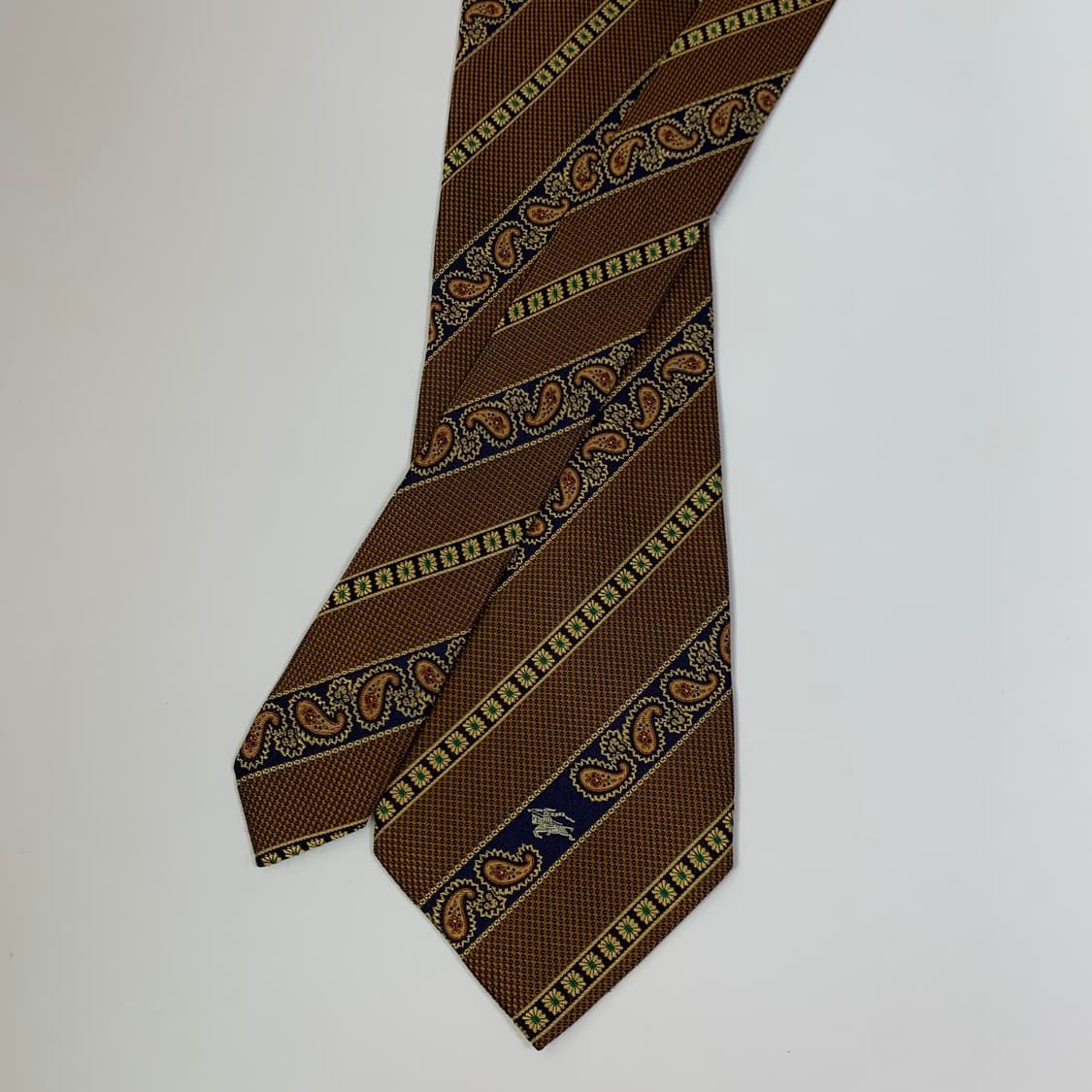 버버리(BURBERRY) 명품 클래식 정장넥타이 A+등급 최상급 9.2 상품이미지3