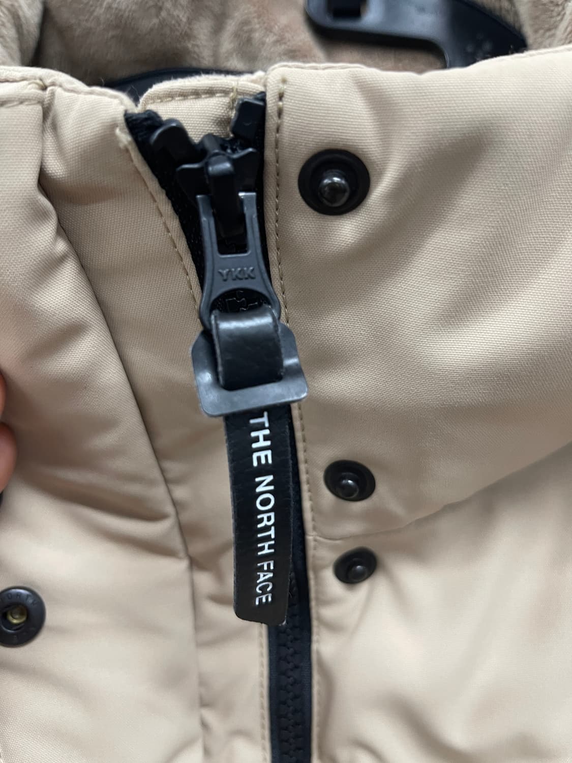 노스페이스 맥머도 여성 L사이즈 거의새상품컨디션 상품이미지3