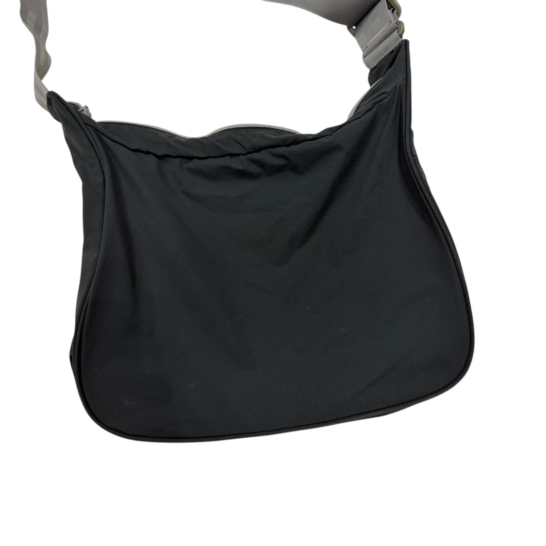 미스치프 더현대 롬버스 라이트 웨이트 크로스백 가방 블랙 상품이미지9