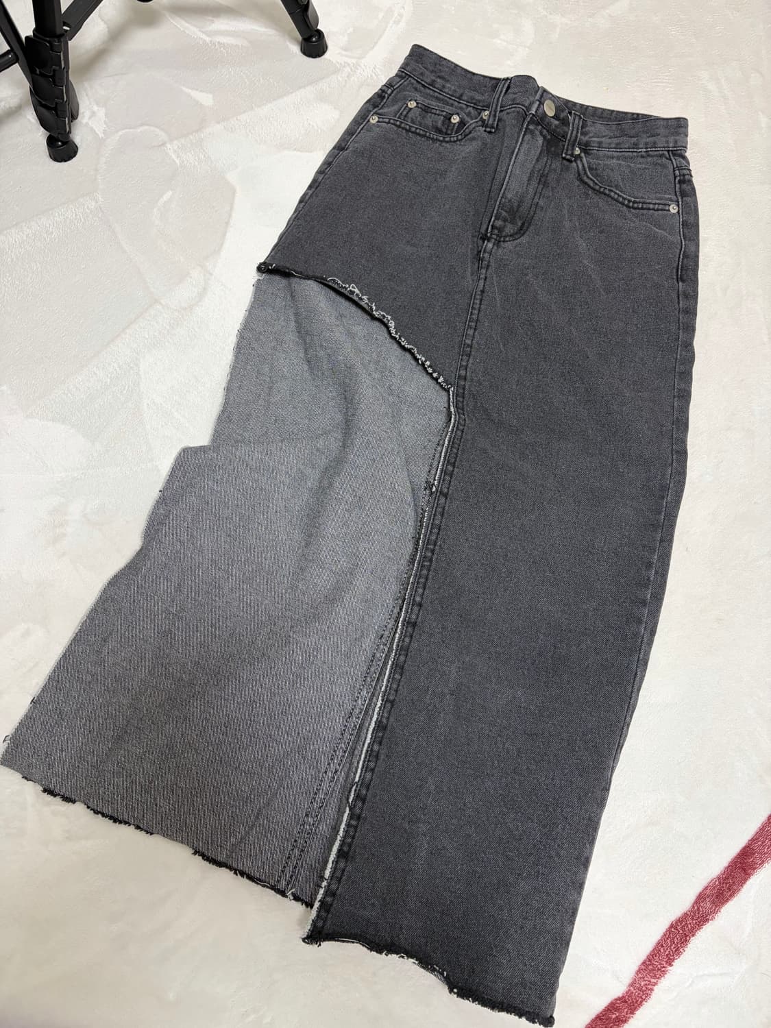 어반드레스 Unbalanced Long Denim Skirt BLACK 상품이미지3