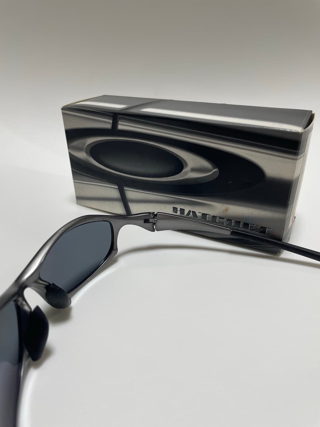 오클리 핫챗 카본 편광렌즈 급처 상품이미지5