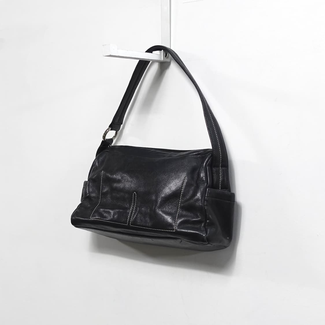 TOMBOY WIZ 톰보이 위즈 레더 숄더백  상품이미지4