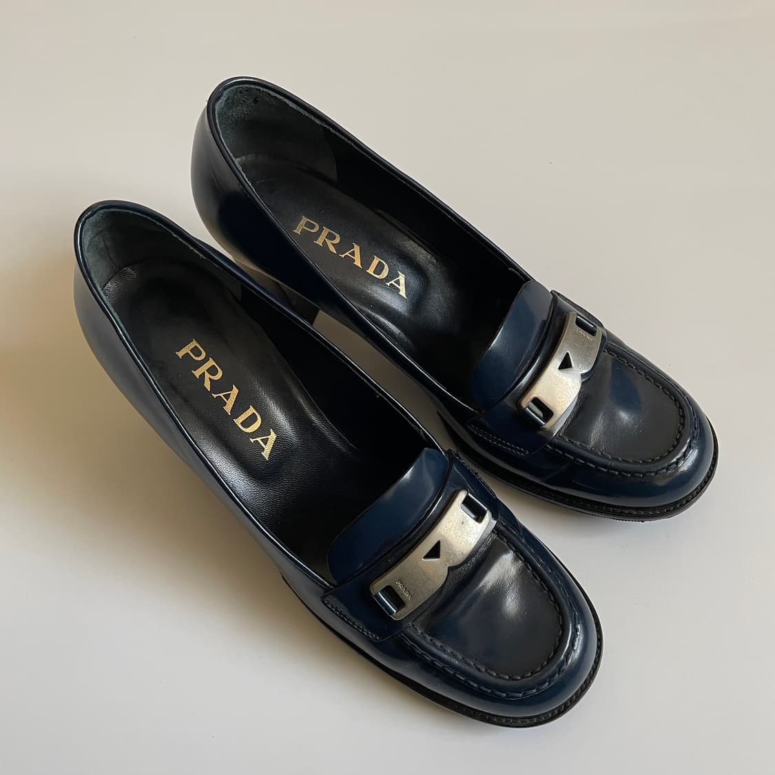 PRADA 37.5 상품이미지1