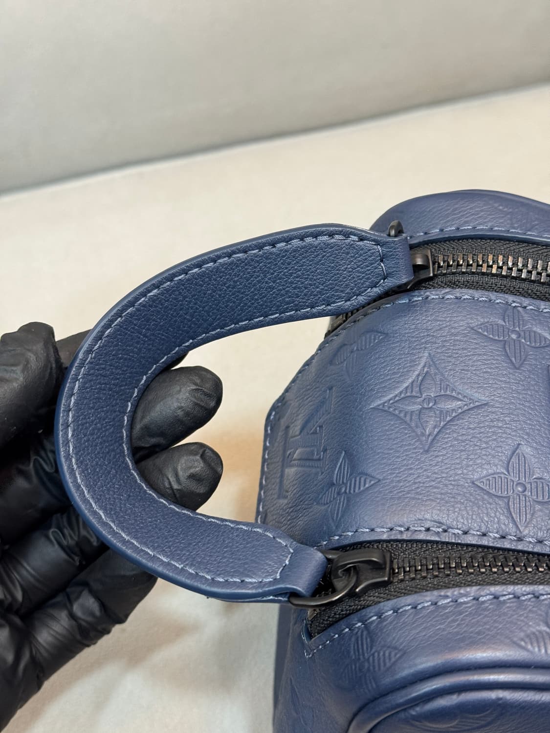 신형각인 루이비통 모노그램 토뤼옹 돕키트  상품이미지2