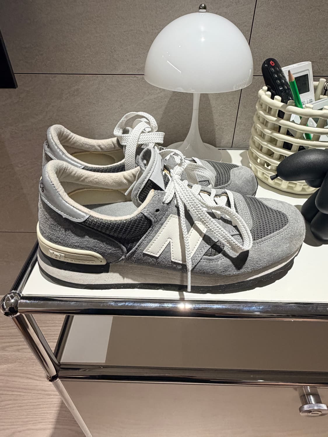뉴발란스 990v1 메이드 인 USA 그레이 화이트 상품이미지4