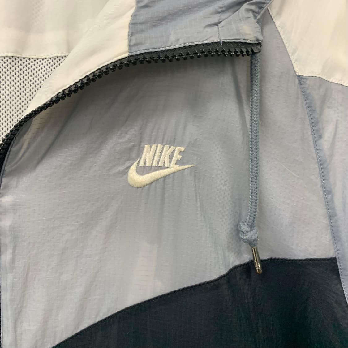 나이키 퓨추라 자수로고 배색 윈드러너 자켓 상품이미지4