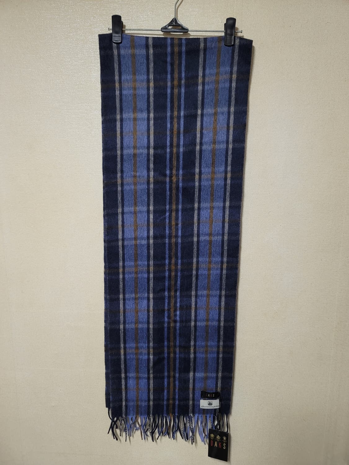 새상품 닥스 앙고라 캐시미어 체크 머플러 상품이미지1