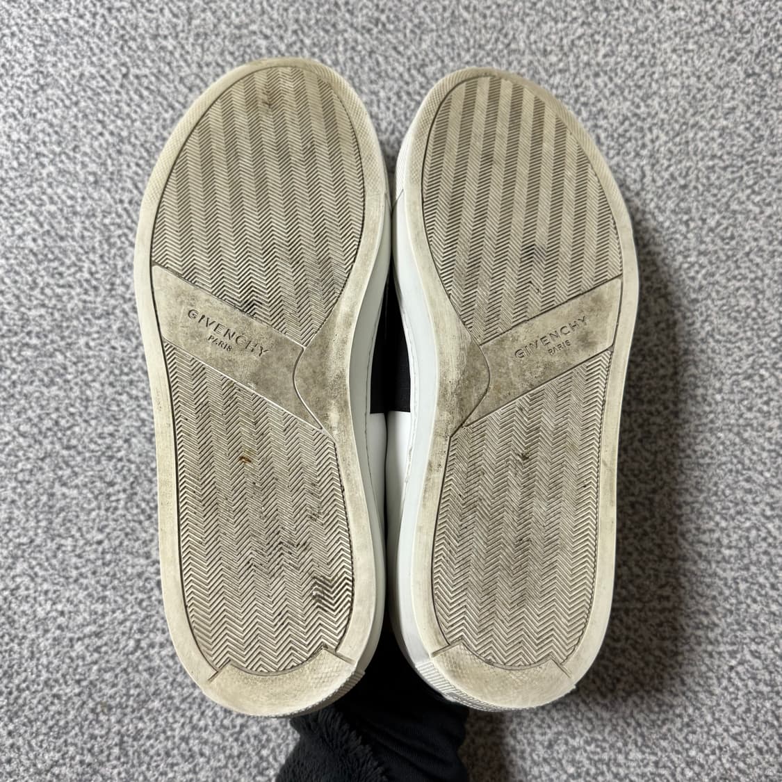 [정가 70만원] 지방시 밴딩 스트랩 스니커즈 260 상품이미지8