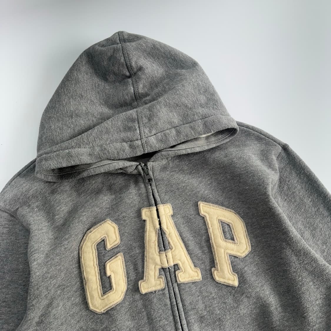 Gap 갭 아이보리 로고 그레이 후드집업  상품이미지4