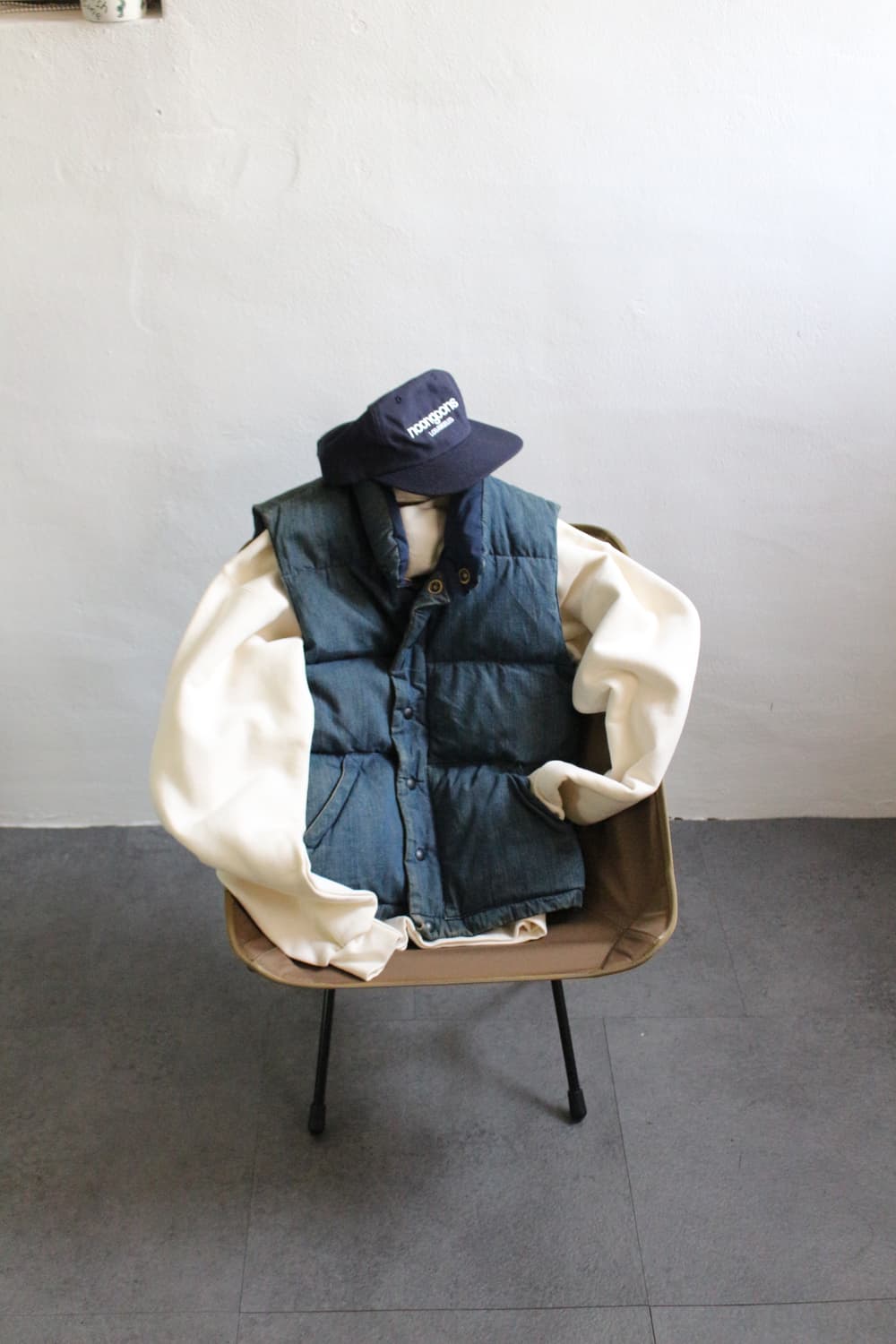 블루블루 x 크레센트 다운 웍스 다운 베스트 상품이미지1