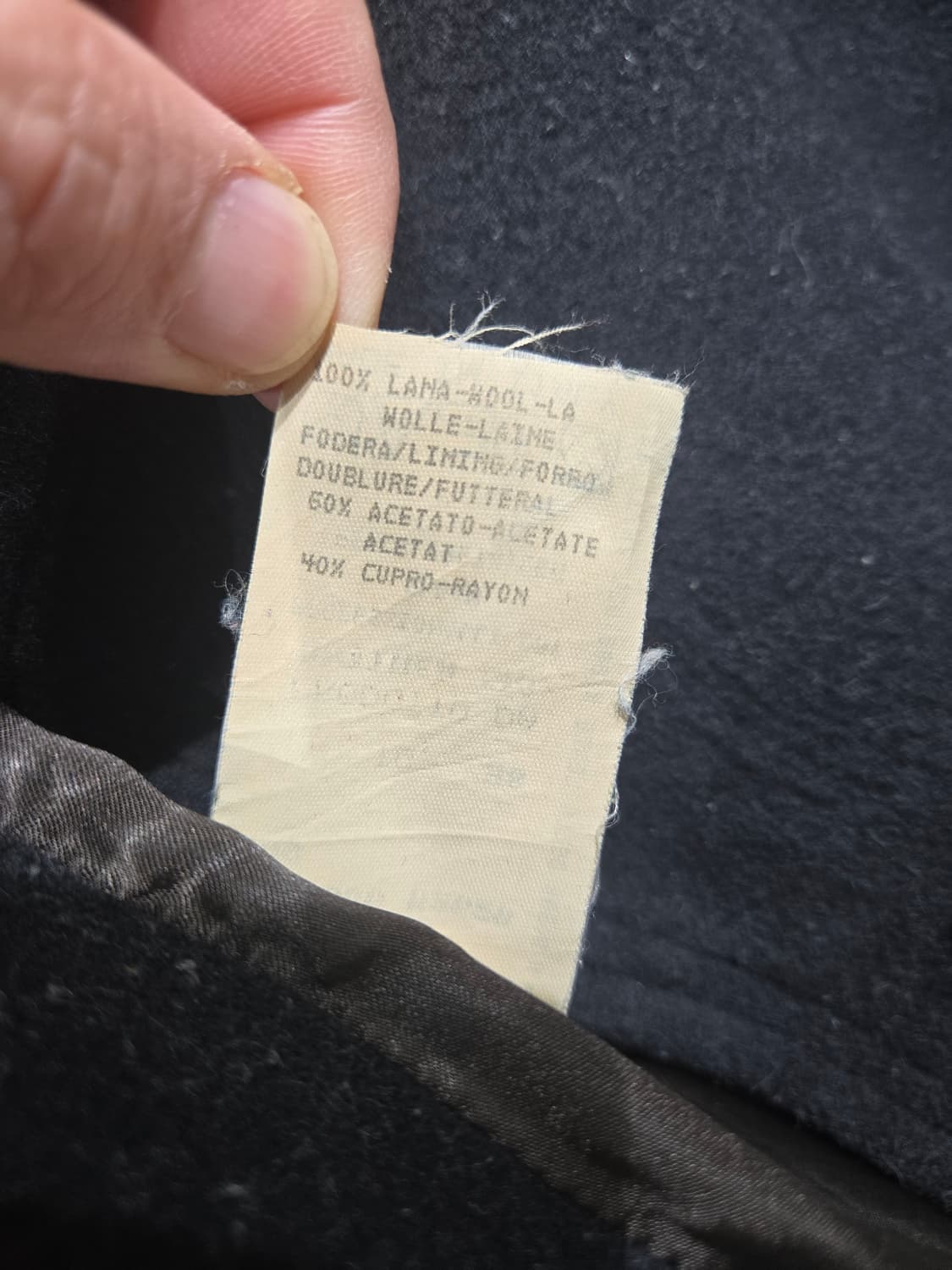 엠포리오 아르마니 블랙 벨트 롱 코트 상품이미지7