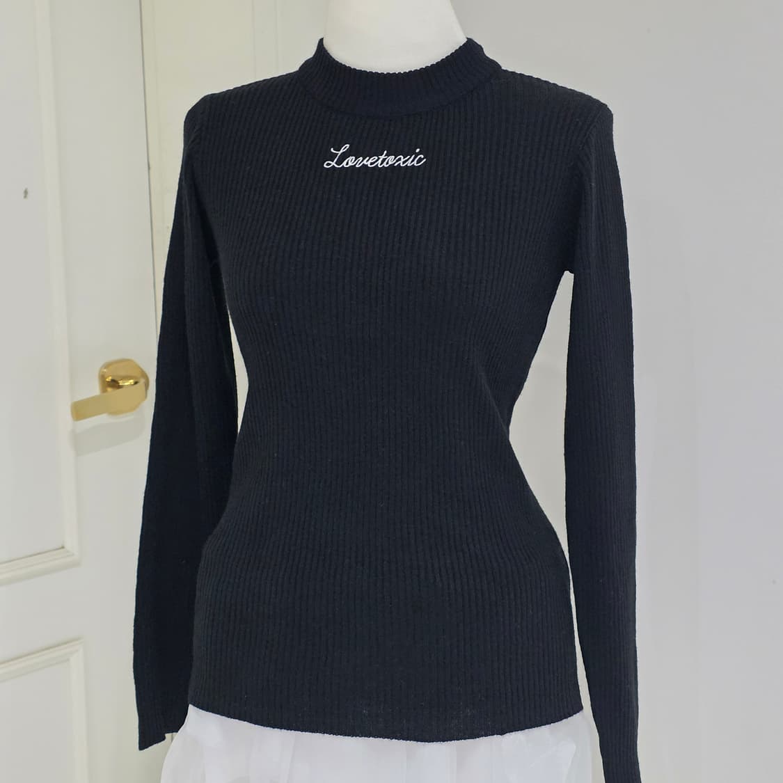Lovetoxic 블랙오네갸루 골지 니트 상품이미지1