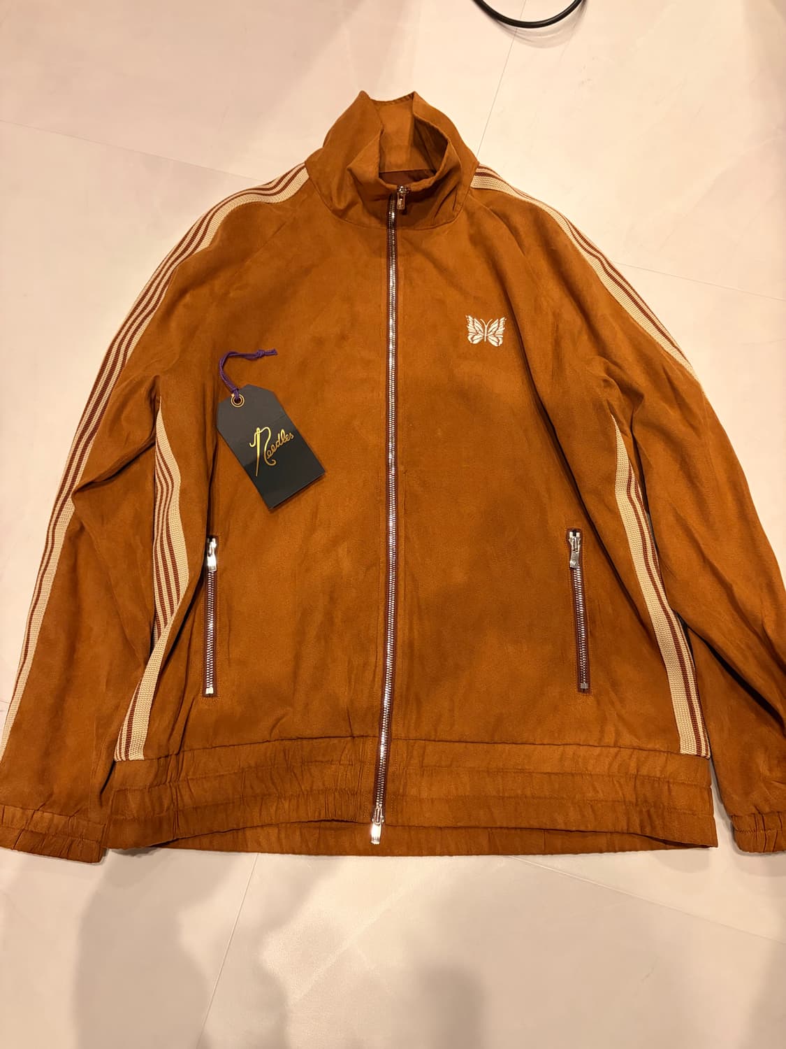 [상의L/하의M] 니들스 x LHP 스웨이드 트랙 셋업 상품이미지2