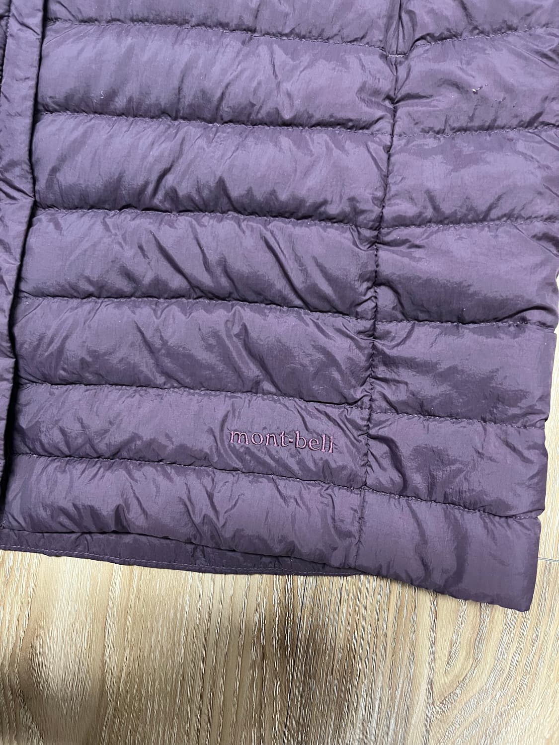 몽벨 바네사 구스다운 경량 패딩 M 상품이미지4