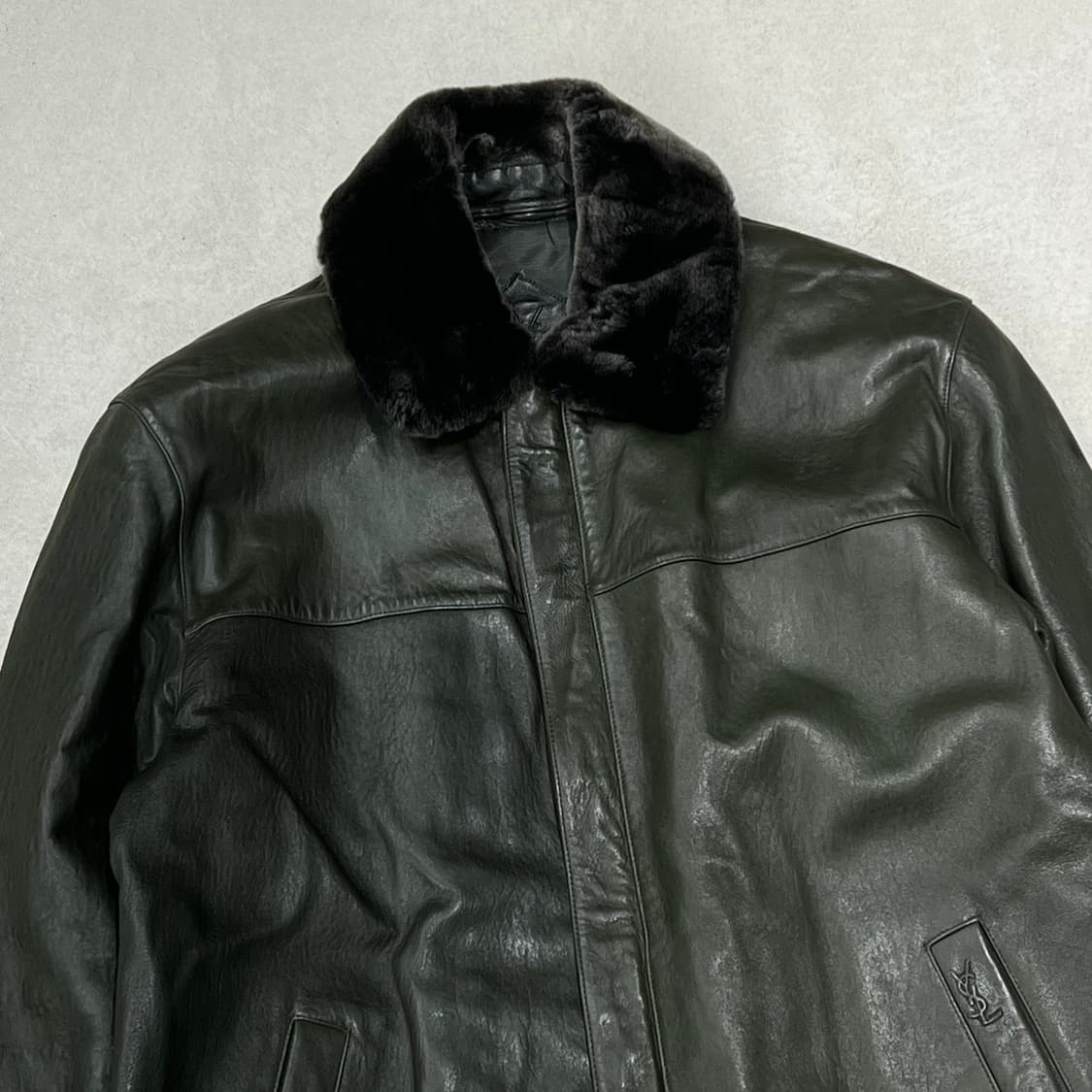 입생로랑 양가죽 퍼자켓 s09978 상품이미지4