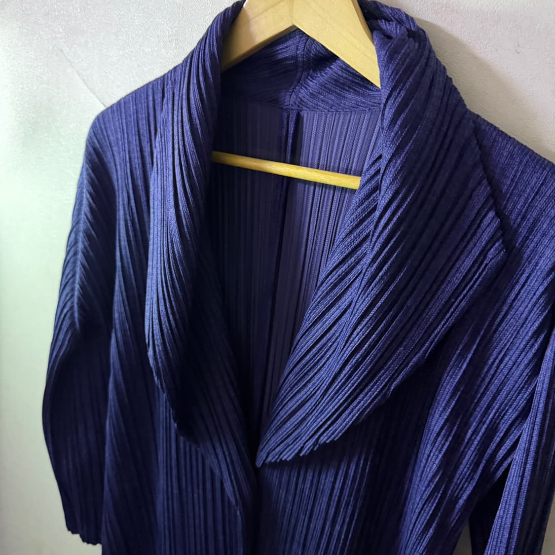 이세미이먀케 플리츠플리즈 원버튼 롱가디건 02 (여성 66정도) 상품이미지1