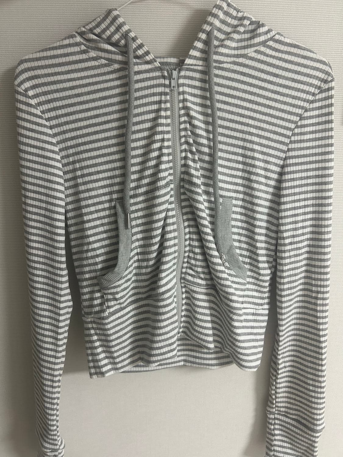 스트라이프 크롭후드집업 상품이미지2