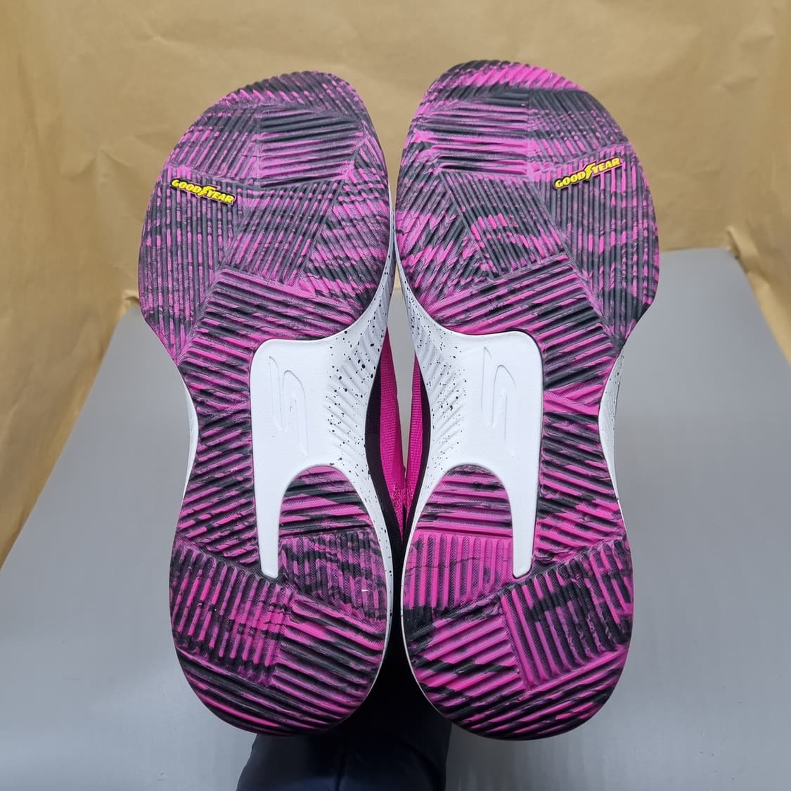 스케쳐스 넥서스 농구화 310 상품이미지3