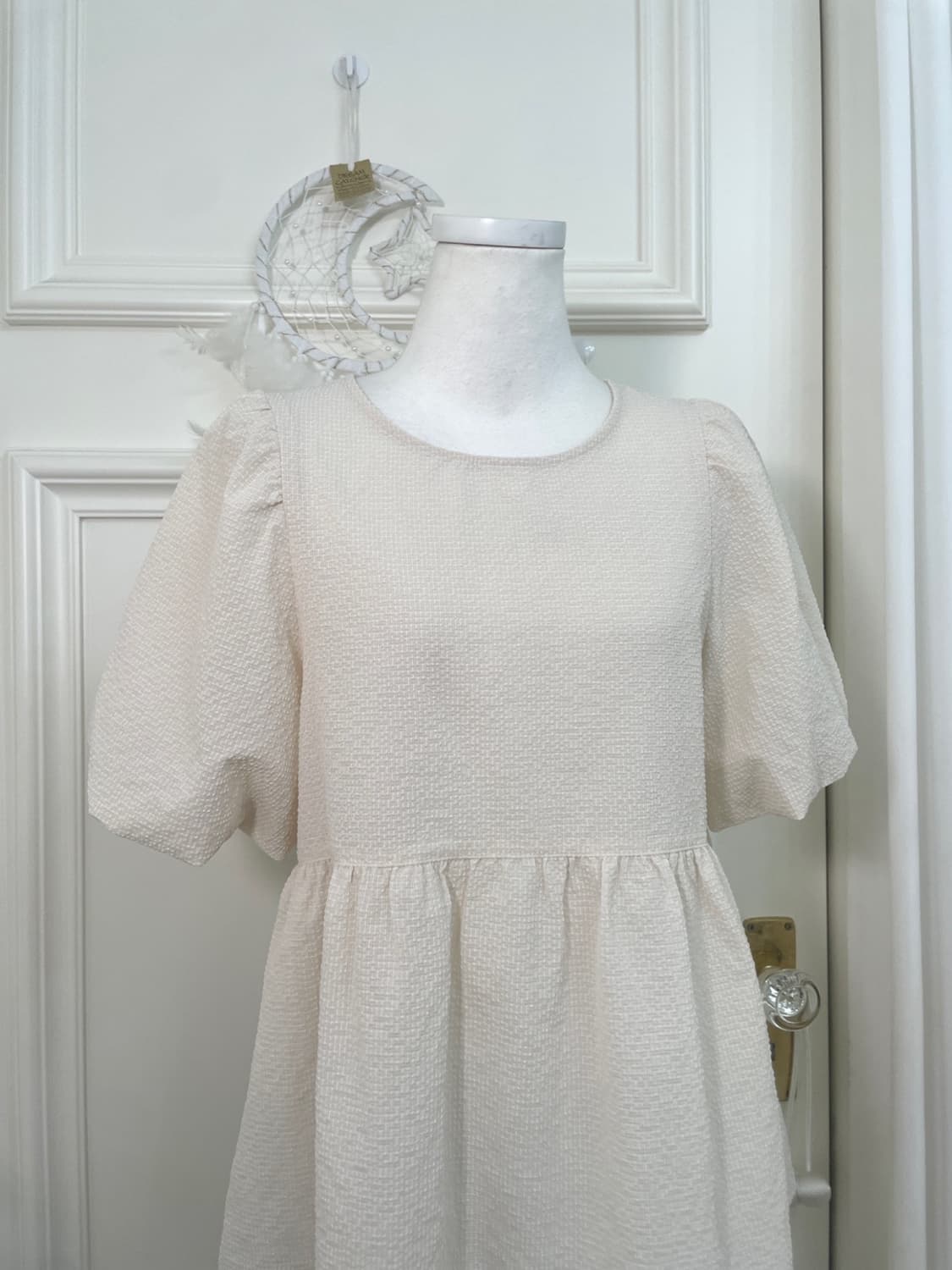 beigeivory puff shirring summer blouse 상품이미지5