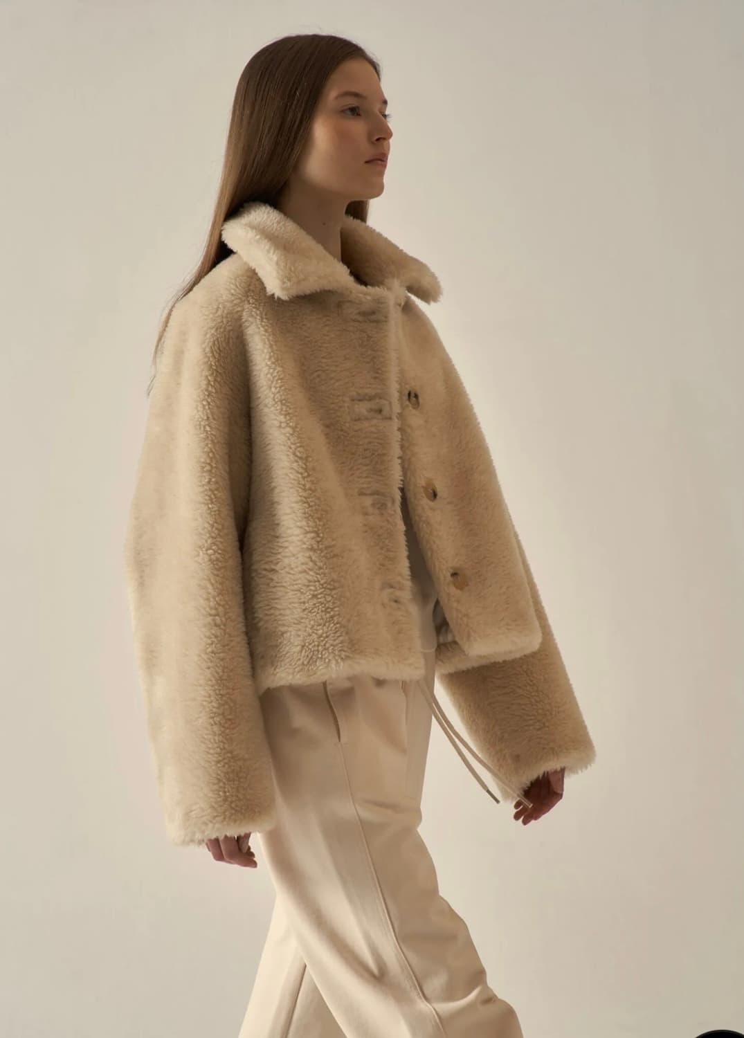 파사드패턴 램스울 숏 자켓 크림색 S사이즈 상품이미지4