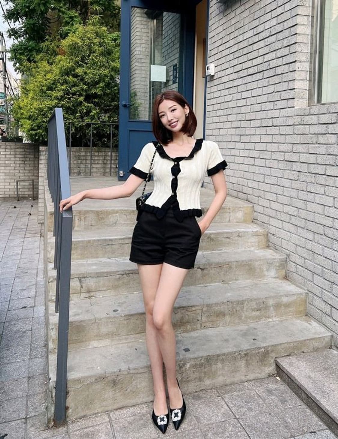 제이지쇼룸 엉넬 래일라 프릴 니트(새상품) 상품이미지2