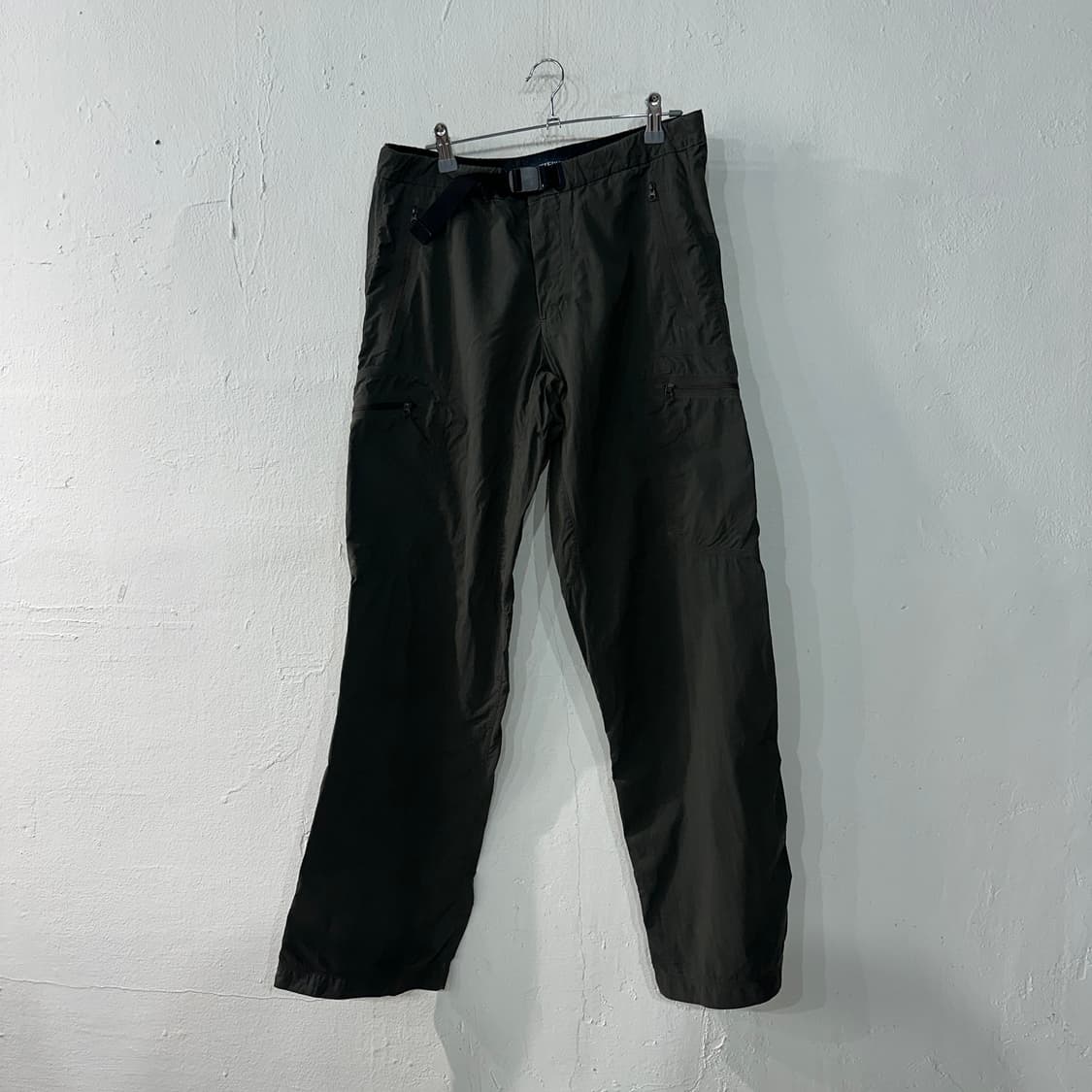 아크테릭스 팬츠 32 상품이미지1